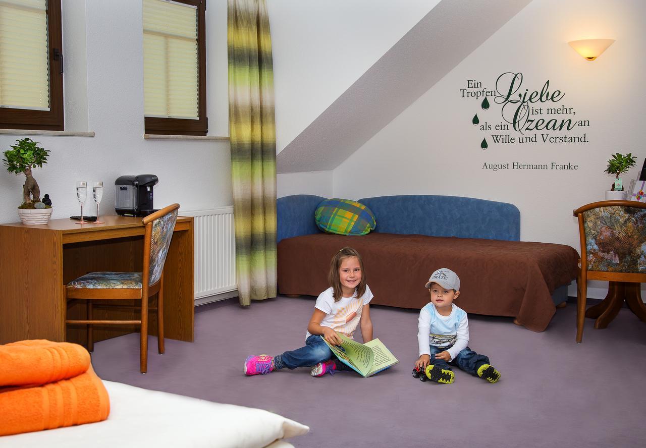 Hotel Am Markt Ehrenfriedersdorf ภายนอก รูปภาพ